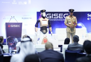 Image 03 Dubai Police launches the Worlds first operational robot policeman